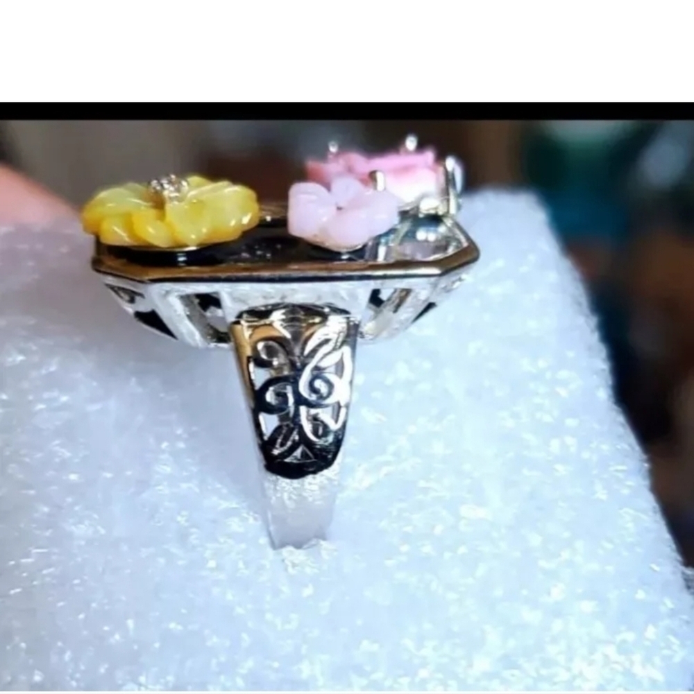 Jardin Collection Abalone Shell Mother Of Pearl Ring - Picture 6 of 9